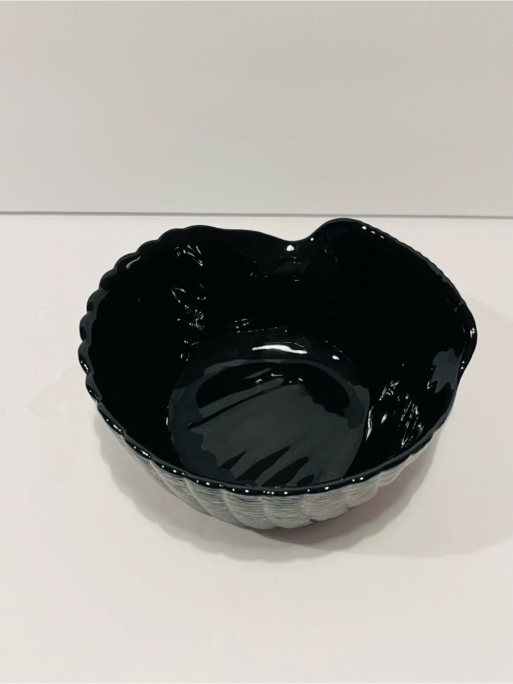 Vintage Arcoroc Coquillage Black Glass Sea Shell Set of 7 Serving Bowls